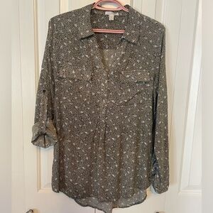 Camber & Grace Green Leaf Roll-Sleeve Blouse Size L